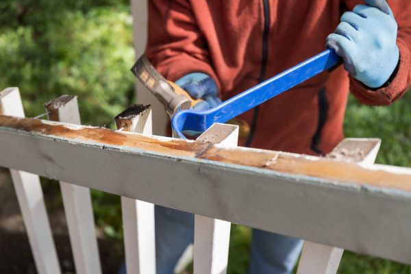 Cost of Deck Railing Replacement in Seattle