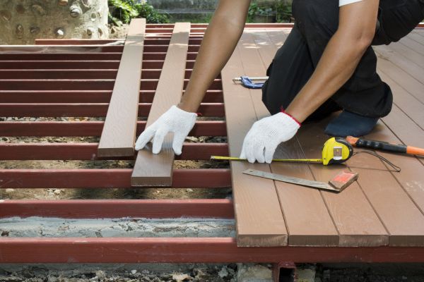 Cost of Custom Deck Installation in Seattle