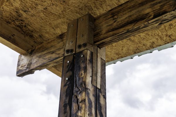 Cost of Deck Column Replacement in Seattle