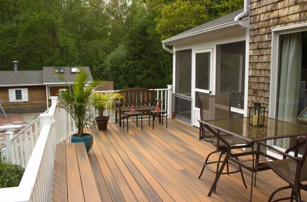 Cost of Decking Service in Seattle