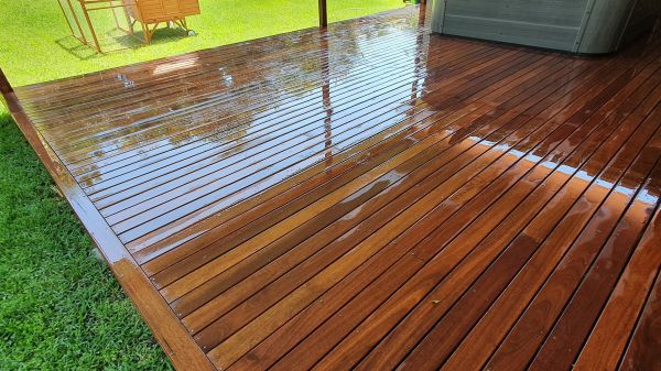Cost of Deck Enlargement in Seattle
