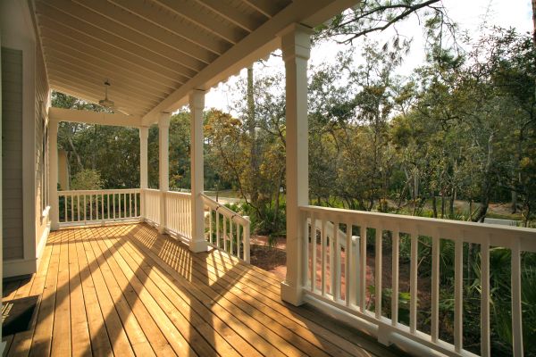 Cost of Veranda Deck Construction in Seattle