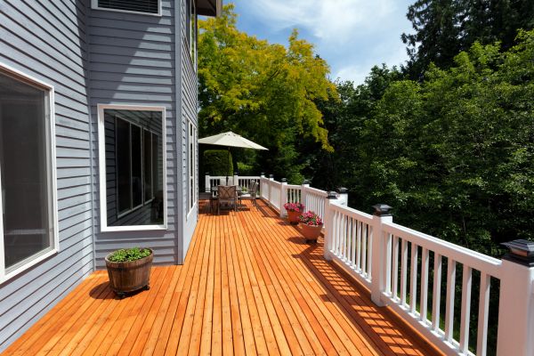 Cost of Cedar Deck Construction in Seattle