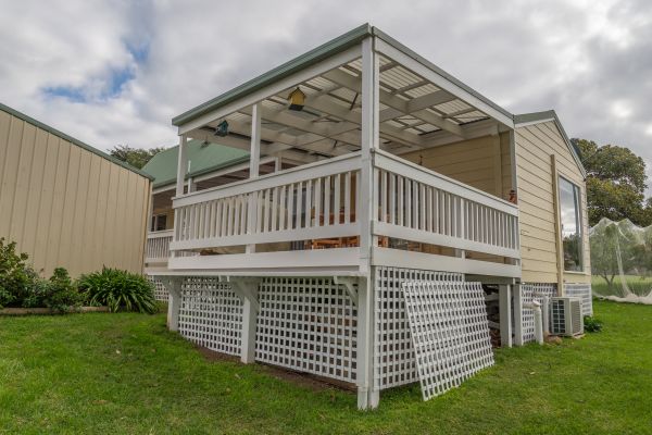 Cost of Deck Lattice Replacement in Seattle